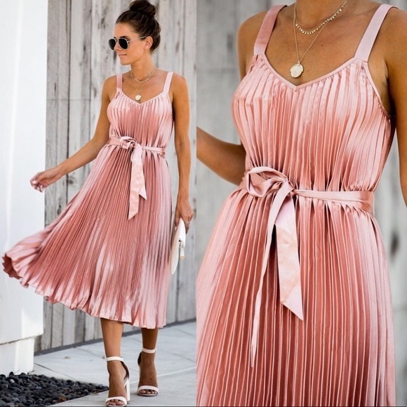 VICI Get Your Gleam On Sleeveless Mauve Pink Satin Pleated TieWaist Midi Dress S